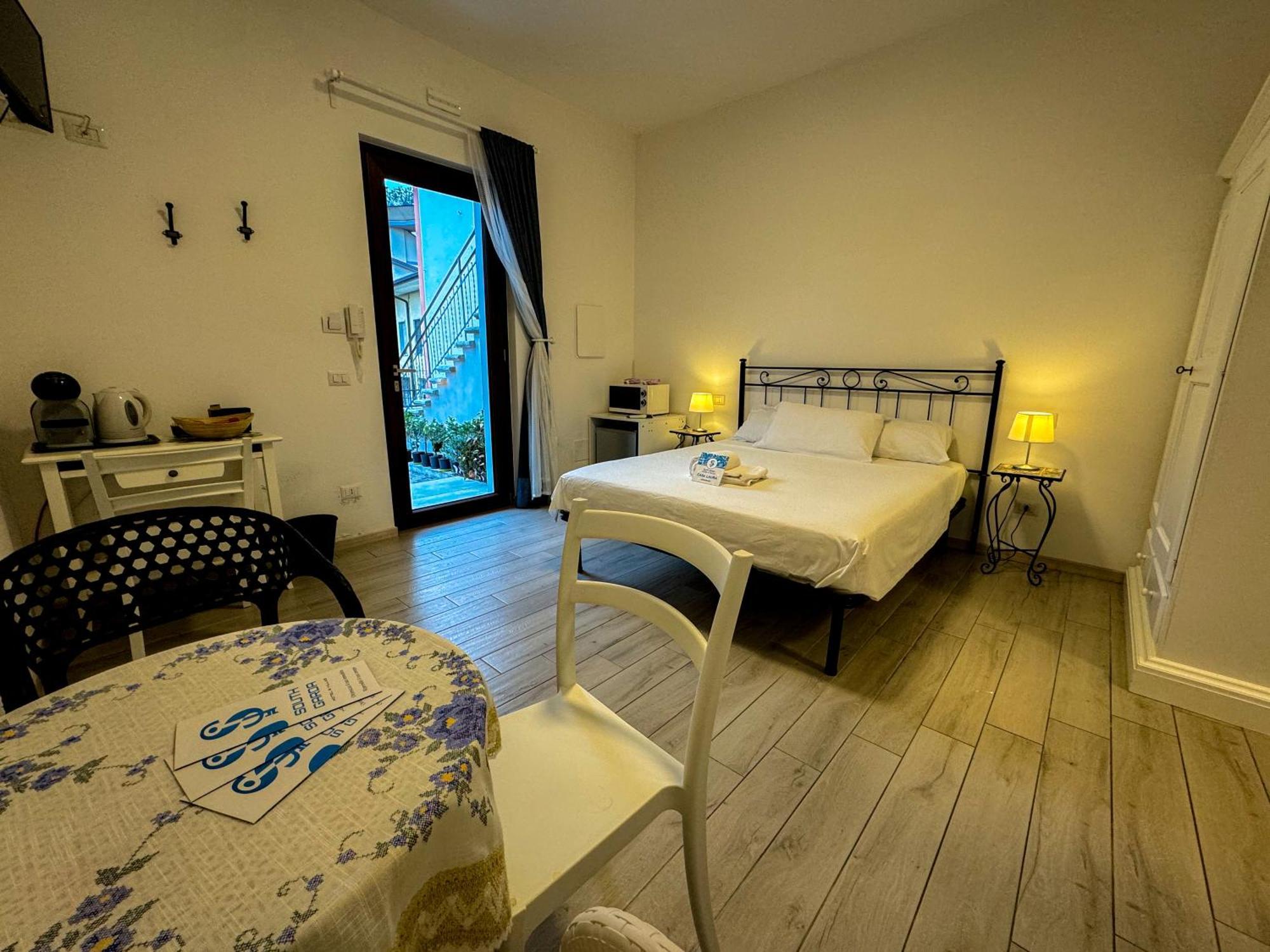 Sg Rooms - Casa Laura Peschiera del Garda Exterior foto