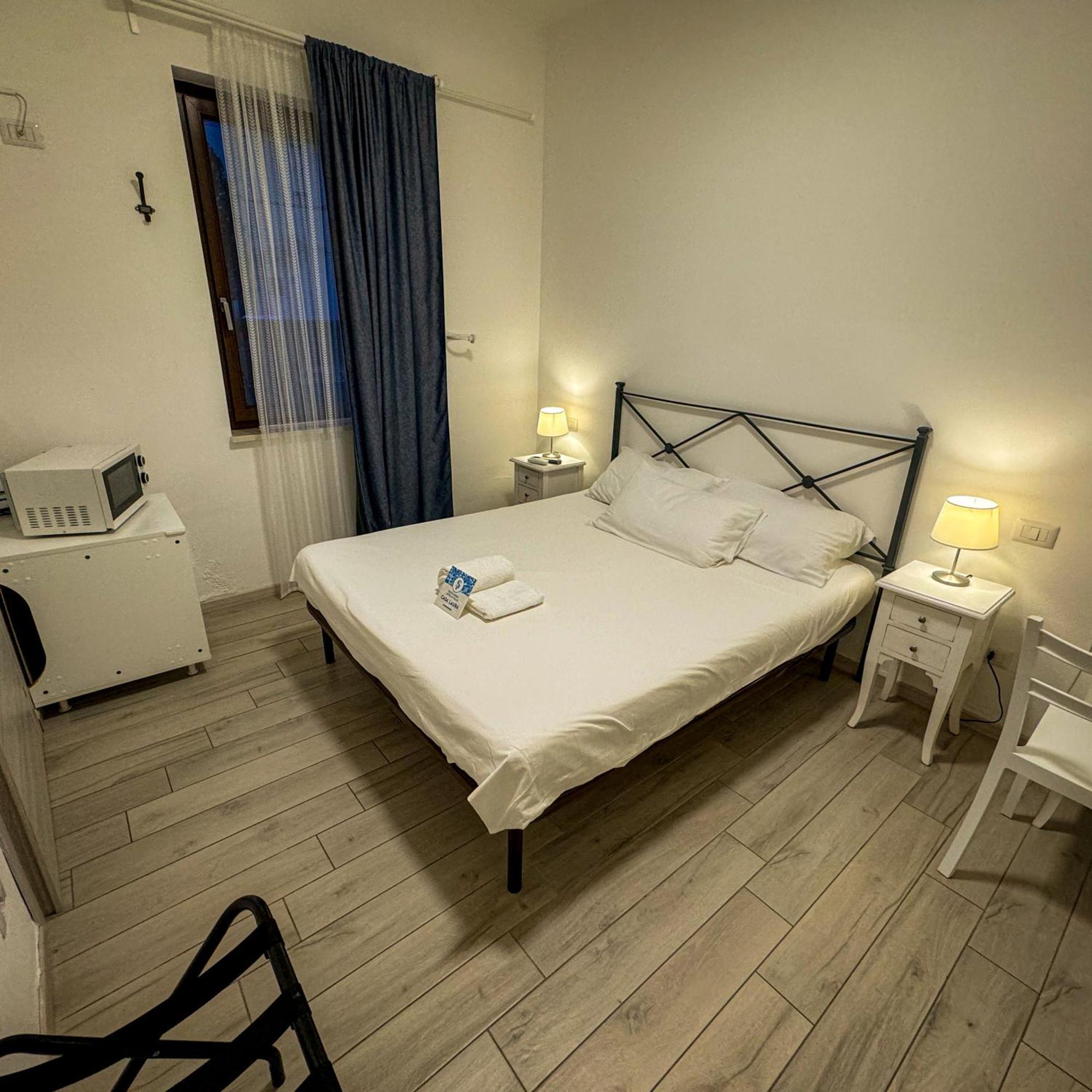 Sg Rooms - Casa Laura Peschiera del Garda Exterior foto