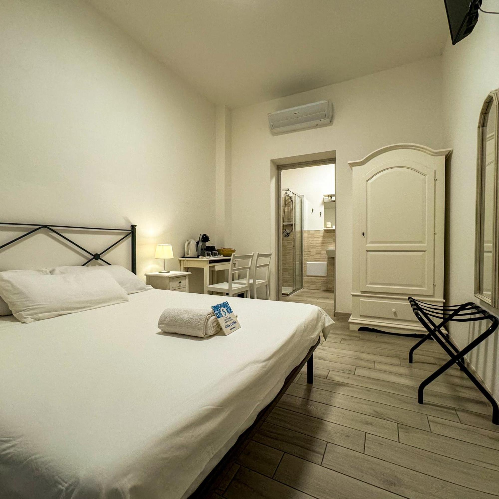 Sg Rooms - Casa Laura Peschiera del Garda Exterior foto